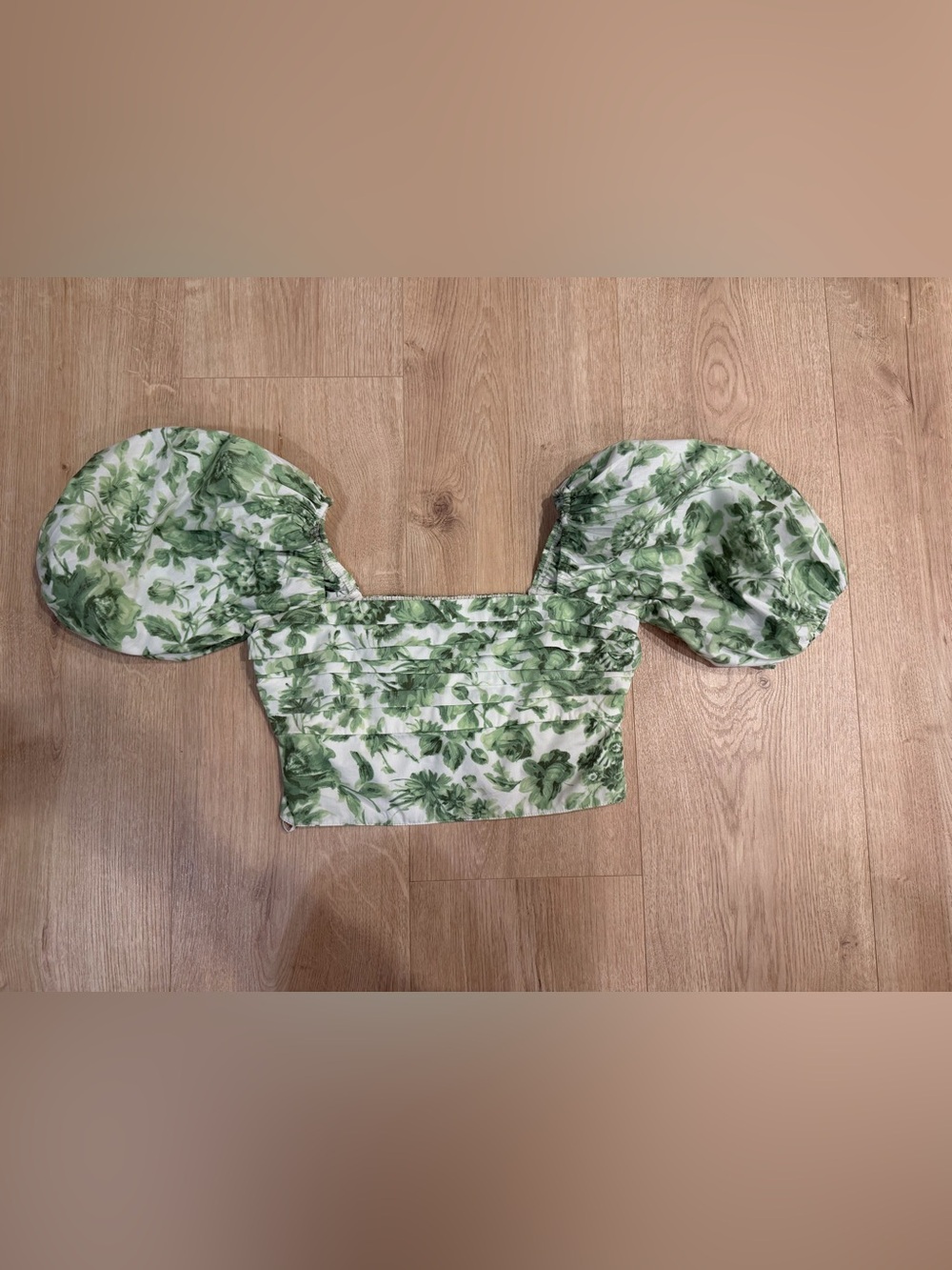 Abercrombie & Fitch White & Green Floral Smocked Puff Sleeve Crop Blouse Medium